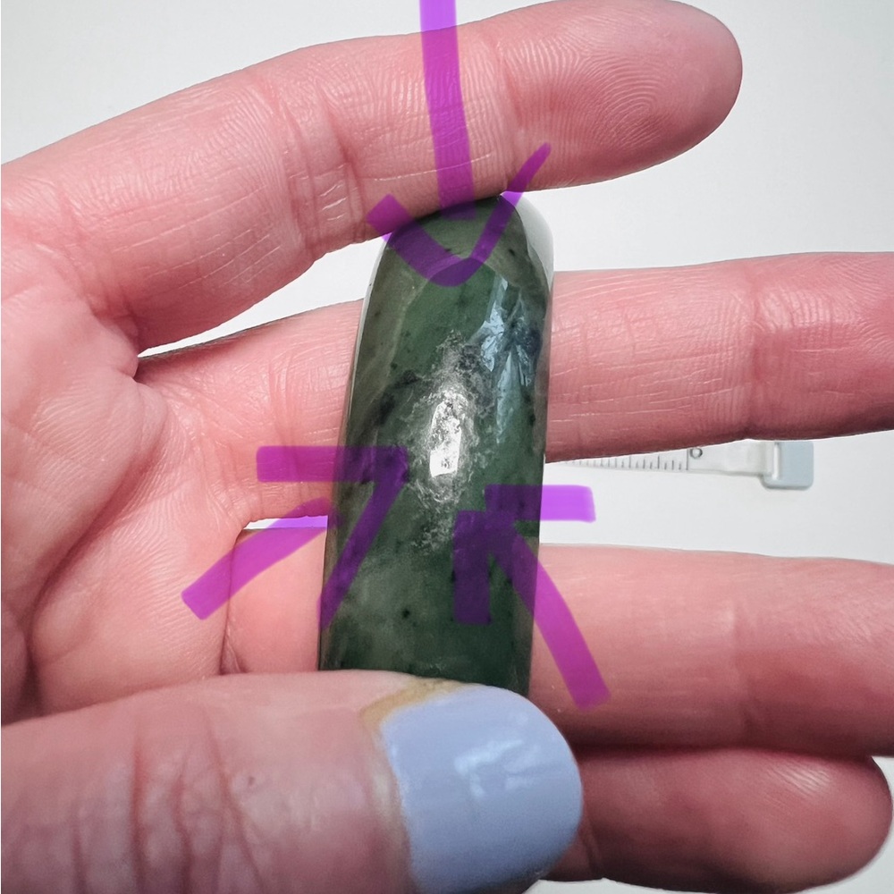 Nephrite Jade bangle 7.5”/19cm inner diameter - Picture 9 of 16